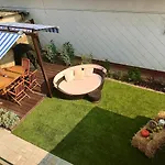 Erkel 19 Apartmanhaz Апартаменты Кестхей