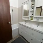 Erkel 19 Apartmanhaz Апартаменты