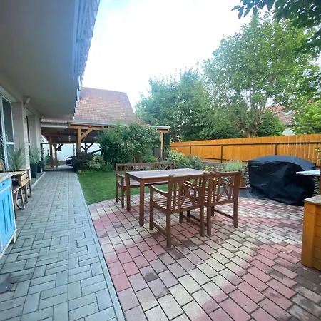 Апартаменты Erkel 19 Apartmanhaz *