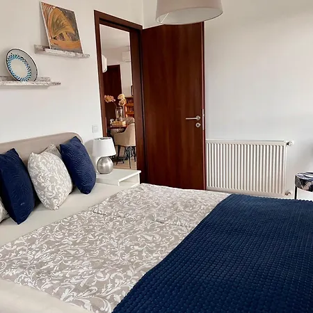 Erkel 19 Apartmanhaz 公寓 *